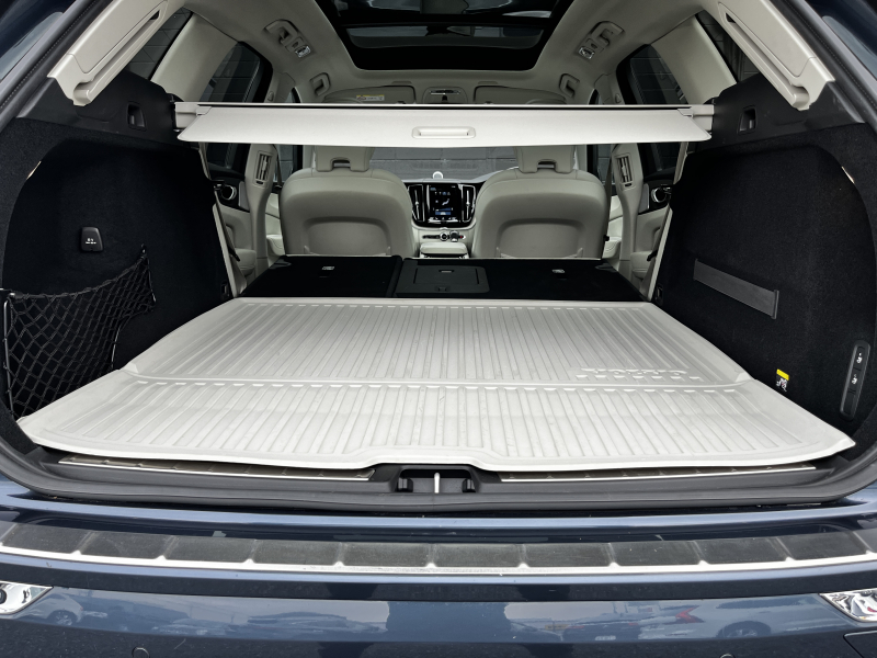 ボルボ XC60 中古車