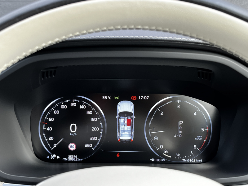 ボルボ XC60 中古車