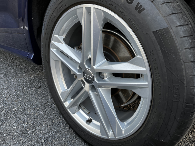 アウディ Q5 中古車