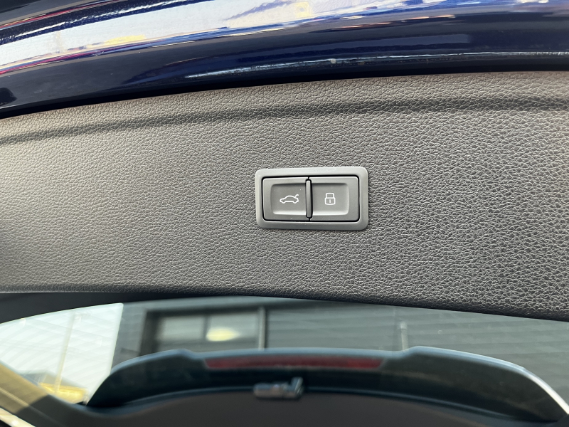 アウディ Q5 中古車