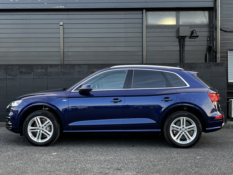 アウディ Q5 中古車