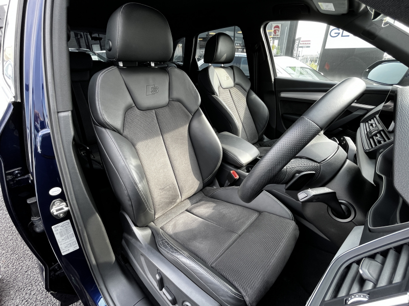 アウディ Q5 中古車