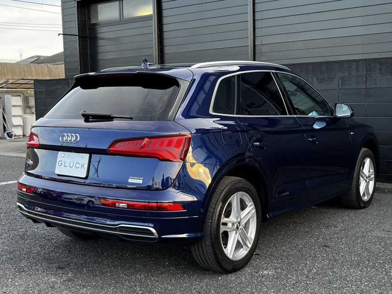 アウディ Q5 中古車