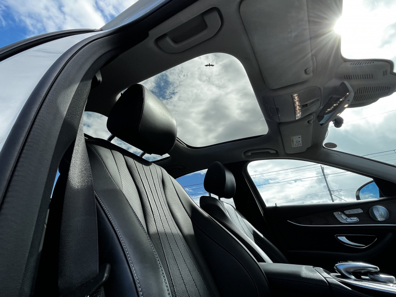 メルセデスベンツ Eクラス 中古車