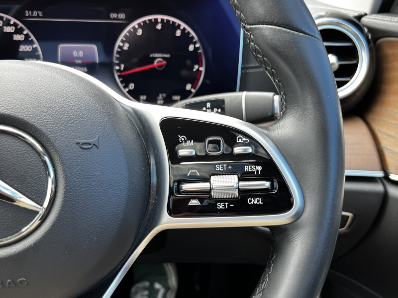 メルセデスベンツ Eクラス 中古車