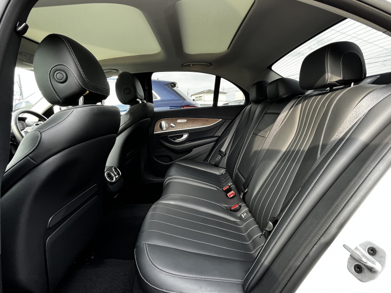 メルセデスベンツ Eクラス 中古車