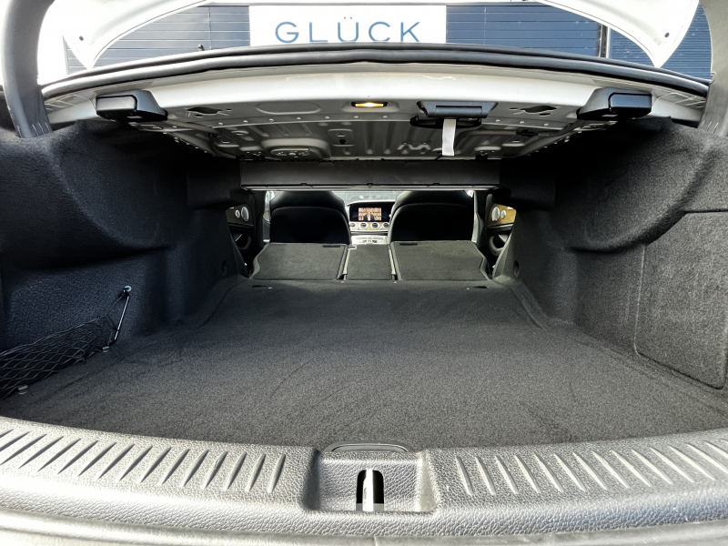 メルセデスベンツ Eクラス 中古車