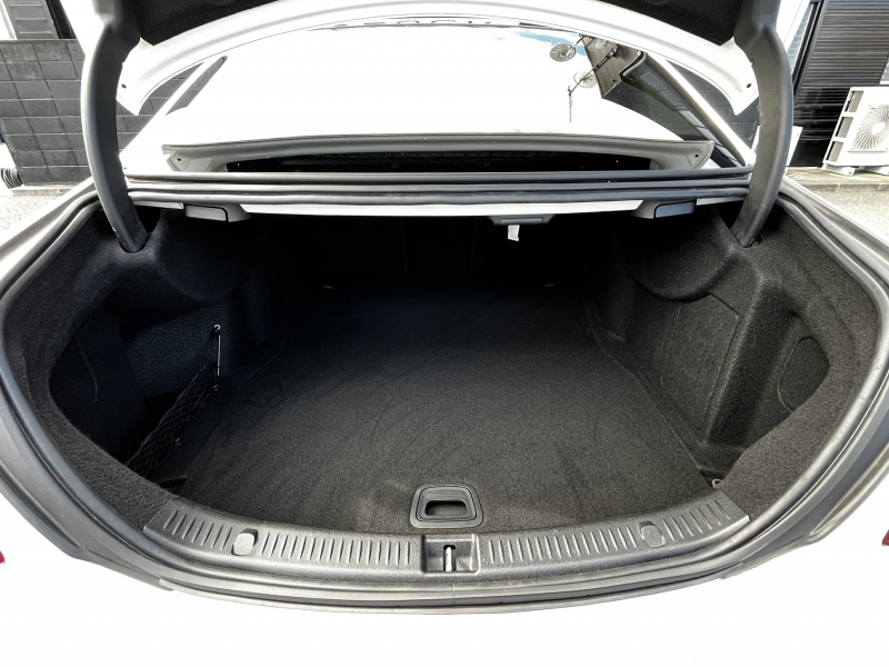 メルセデスベンツ Eクラス 中古車