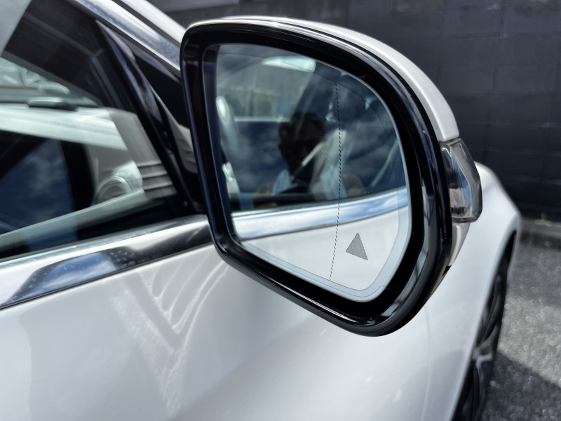 メルセデスベンツ Eクラス 中古車