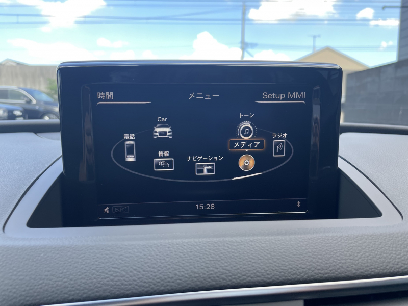 アウディ RS Q3 中古車