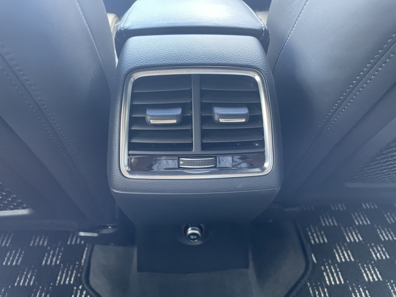 アウディ RS Q3 中古車