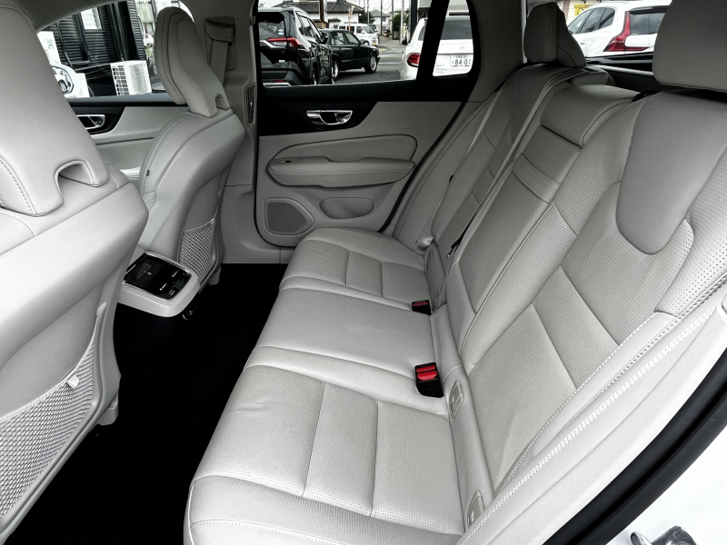 ボルボ V60 中古車