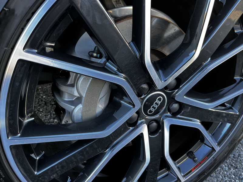 アウディ Q5 中古車