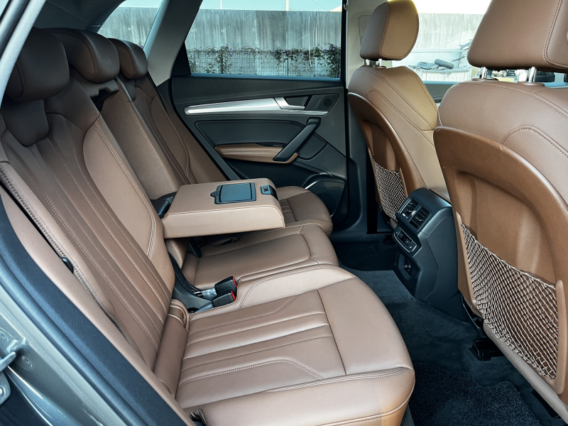 アウディ Q5 中古車