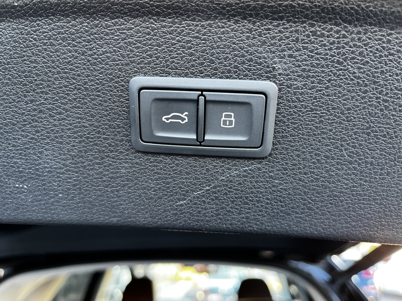 アウディ Q5 中古車