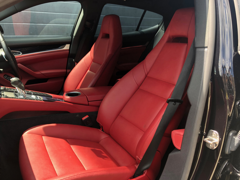 ポルシェ パナメーラ 中古車