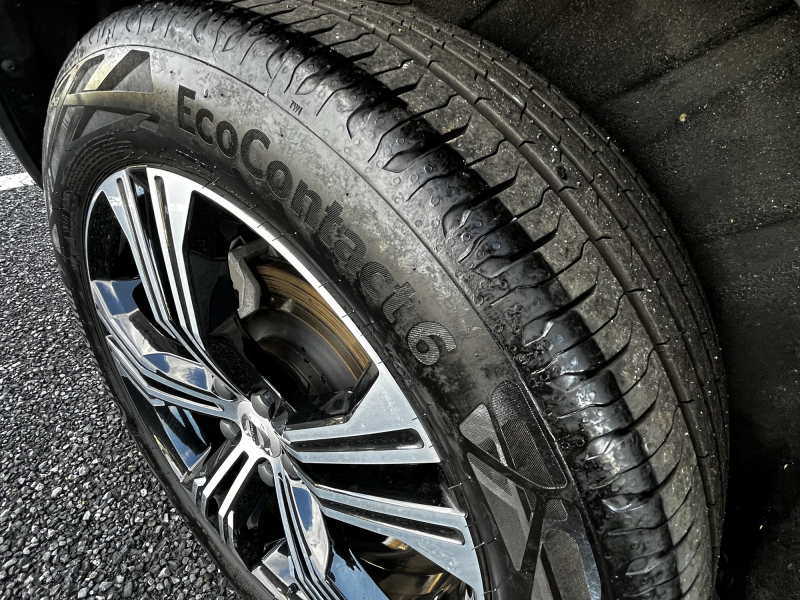 ボルボ XC40 中古車