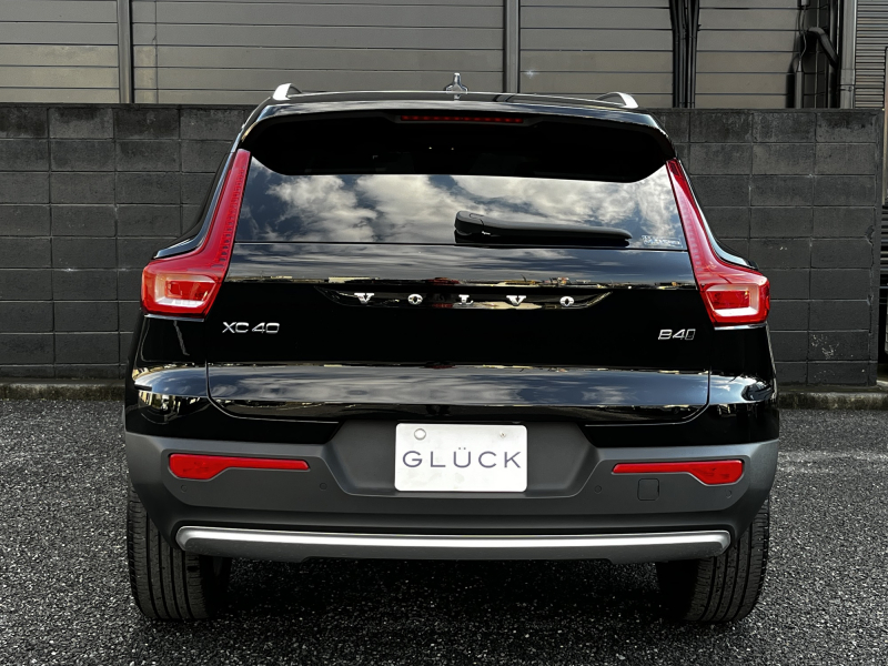 ボルボ XC40 中古車