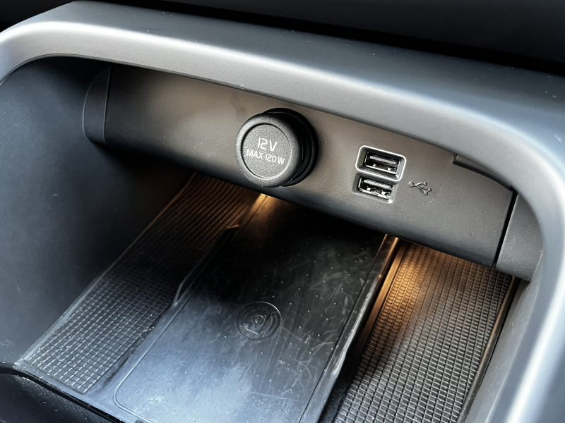 ボルボ XC40 中古車