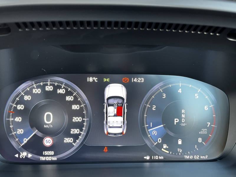 ボルボ XC40 中古車