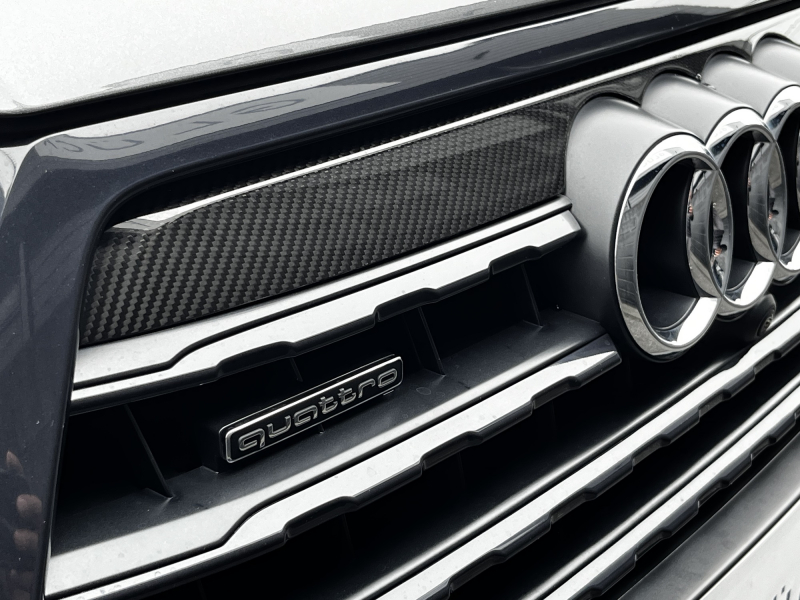 アウディ Q7 中古車