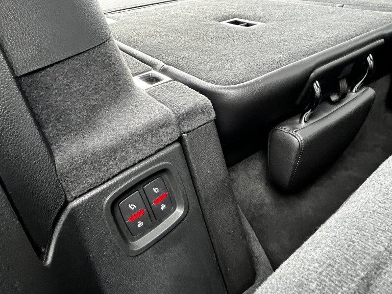 アウディ Q7 中古車