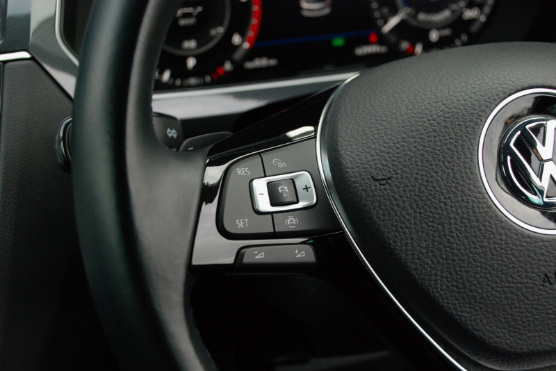 フォルクスワーゲン ティグアン 中古車