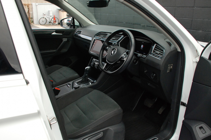 フォルクスワーゲン ティグアン 中古車