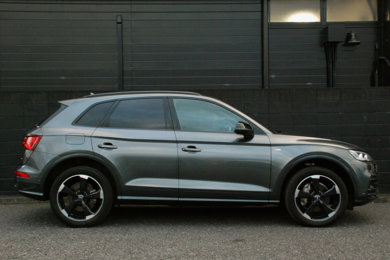 アウディ Q5 中古車