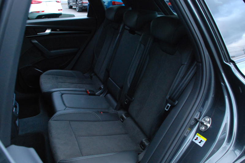 アウディ Q5 中古車