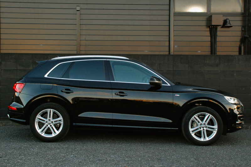 アウディ Q5 中古車