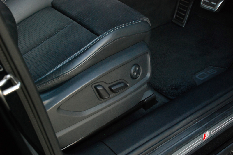 アウディ Q5 中古車