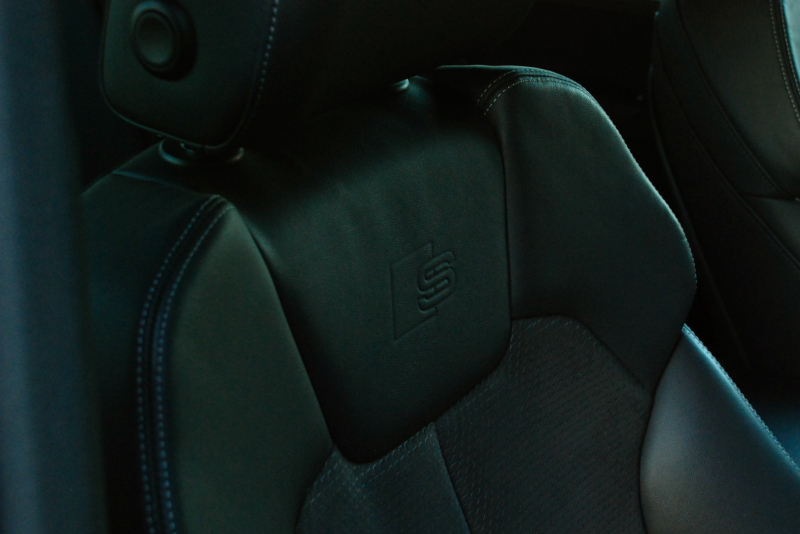 アウディ Q5 中古車