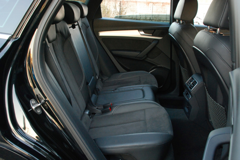 アウディ Q5 中古車