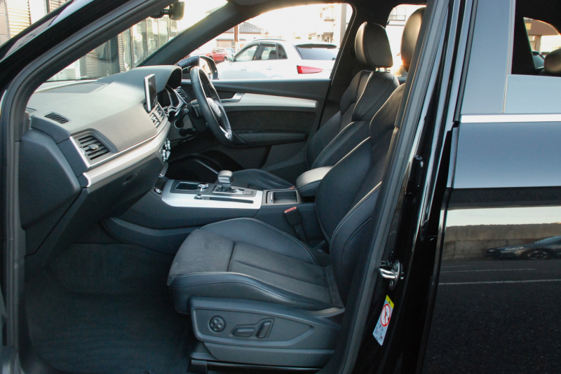 アウディ Q5 中古車