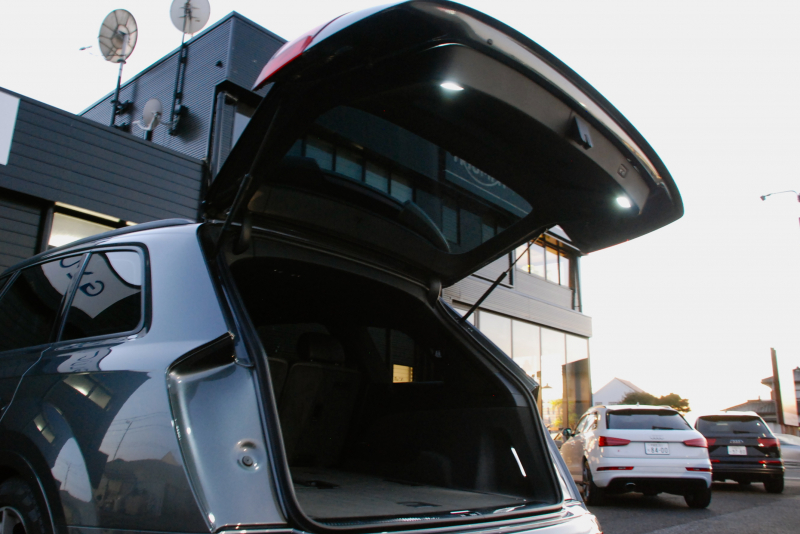 アウディ Q7 中古車