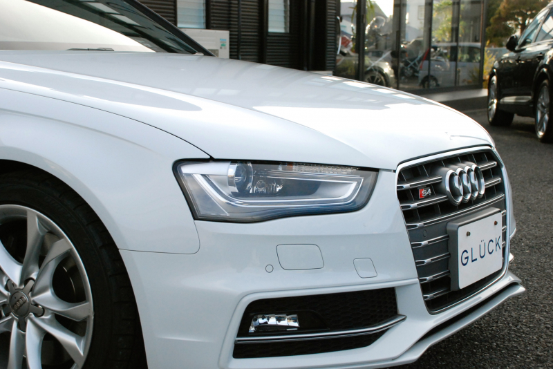 アウディ S4 中古車