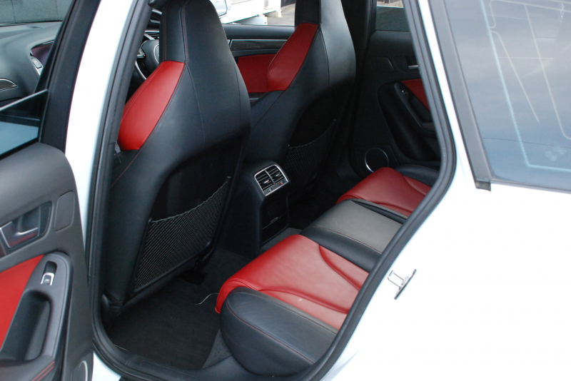 アウディ S4 中古車