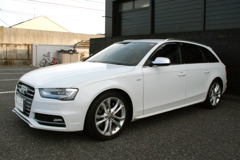 アウディ S4 中古車