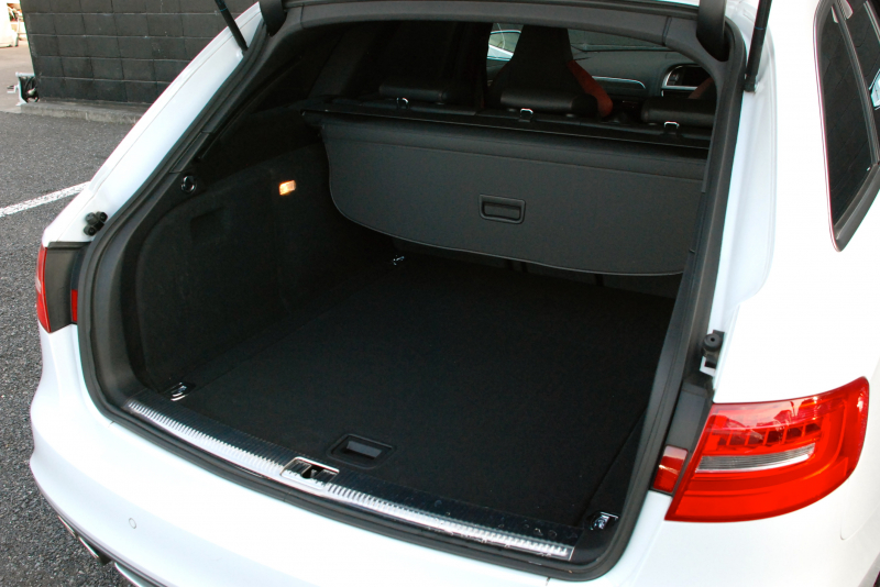 アウディ S4 中古車