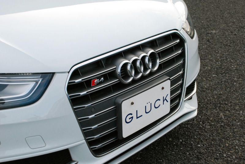 アウディ S4 中古車