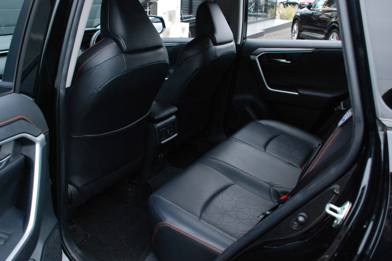 トヨタ RAV4 中古車