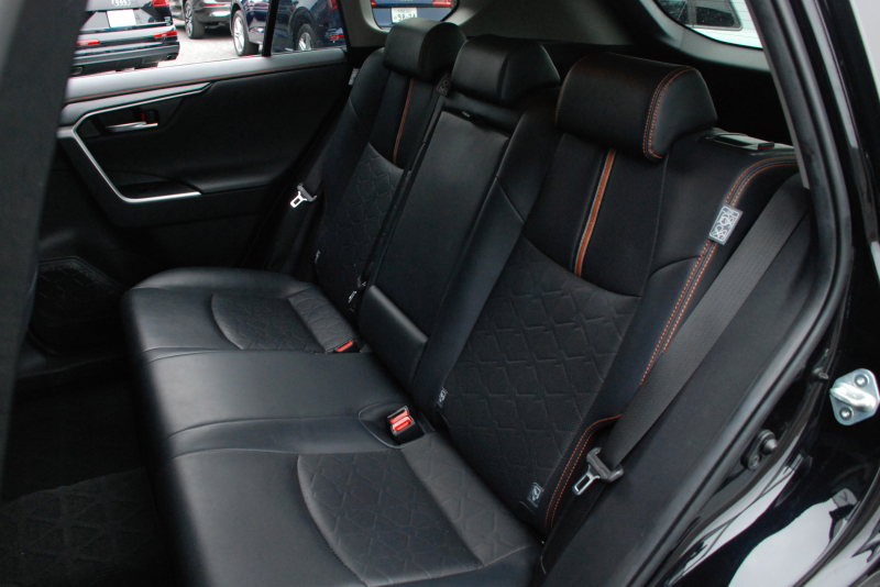 トヨタ RAV4 中古車