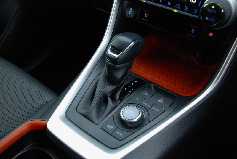 トヨタ RAV4 中古車