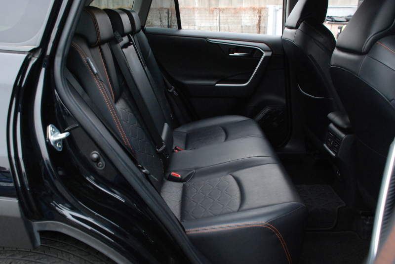 トヨタ RAV4 中古車