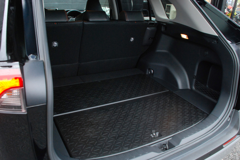 トヨタ RAV4 中古車