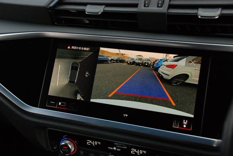 アウディ Q3 中古車