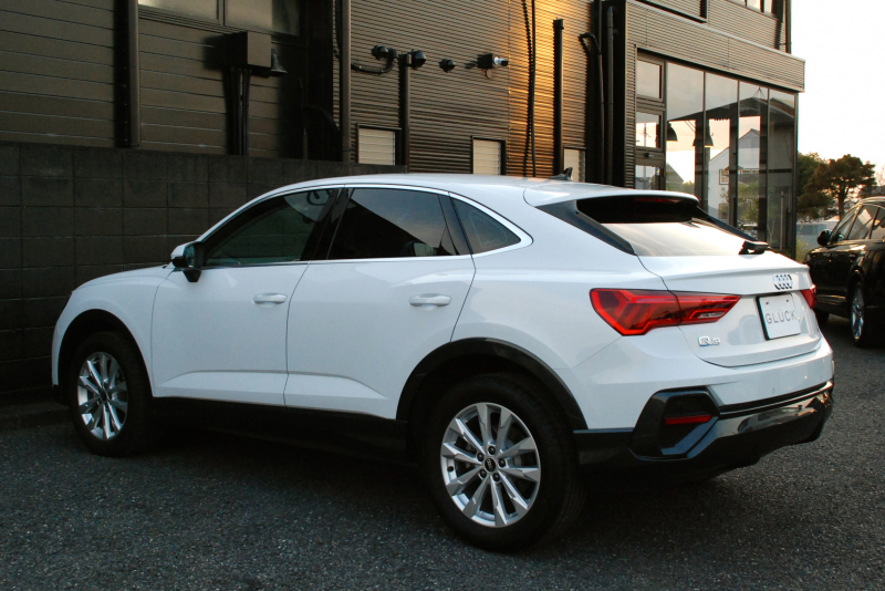 アウディ Q3 中古車