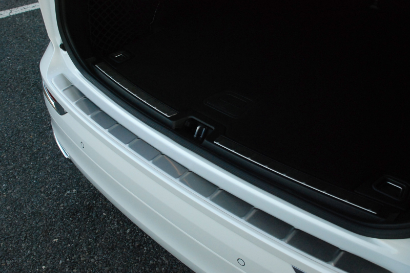 ボルボ XC60 中古車