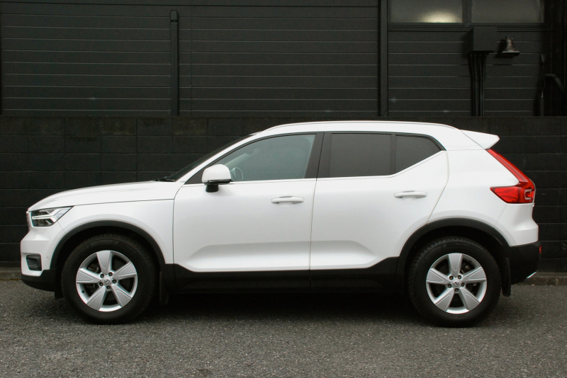 ボルボ XC40 中古車